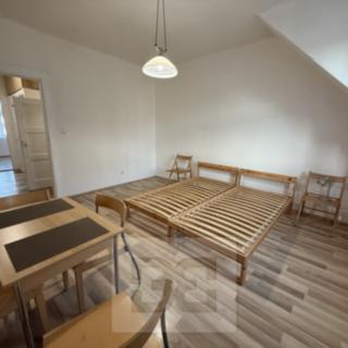 Pronájem bytu 2+1 46 m² Praha
