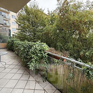 Pronájem bytu 2+kk 47 m² Praha