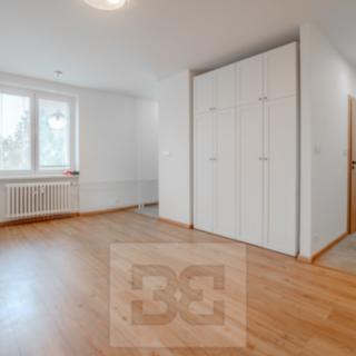 Pronájem bytu 3+kk 55 m² Praha Záběhlice, Choceradská