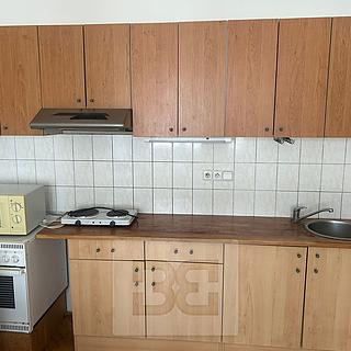 Pronájem bytu 1+kk, garsoniery 28 m&sup2; Praha