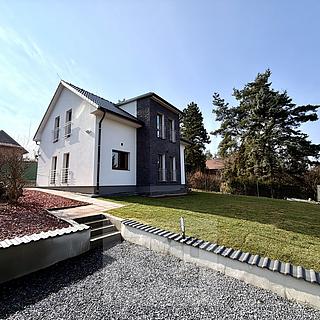 Prodej rodinného domu 160 m² Louňovice, V Luhu