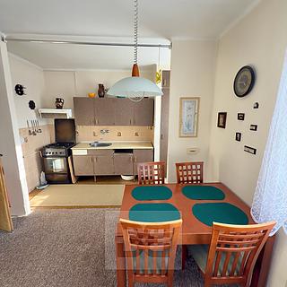 Pronájem bytu 3+kk 72 m² Kolešovice