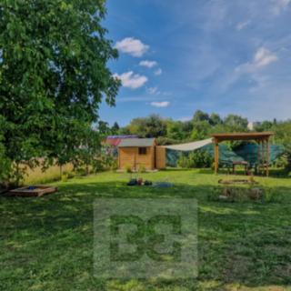 Pronájem zahrady 270 m² Praha