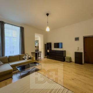 Pronájem bytu 1+kk, garsoniery 32 m² Praha