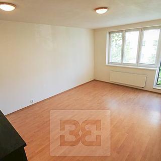Pronájem bytu 1+kk, garsoniery 34 m² Praha