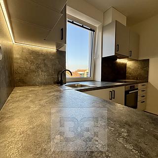 Pronájem bytu 2+kk 50 m² Střelice, Nová ulice