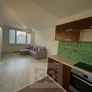 Pronájem bytu 2+kk 40 m&sup2; Praha