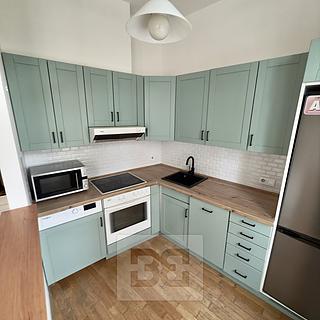 Pronájem bytu 2+kk 58 m² Praha