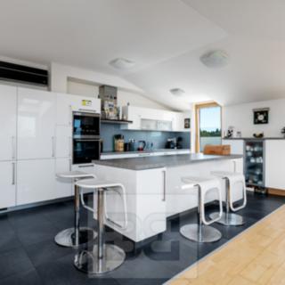 Prodej bytu 5+1 a více 264 m² Průhonice, Uhříněveská