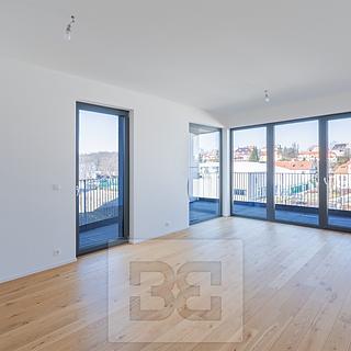 Prodej bytu 2+kk 66 m&sup2; Praha