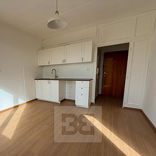 Pronájem bytu 2+kk 38 m² Karlovy Vary