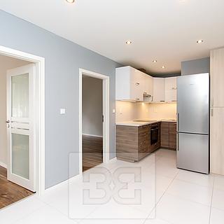 Pronájem bytu 2+1 60 m² Praha Břevnov, Mládeže