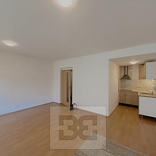 Pronájem bytu 1+kk, garsoniery 38 m² Praha