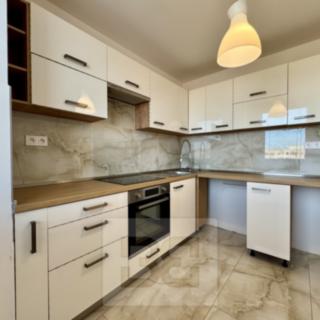 Pronájem bytu 2+1 47 m² Hodonín, Polní