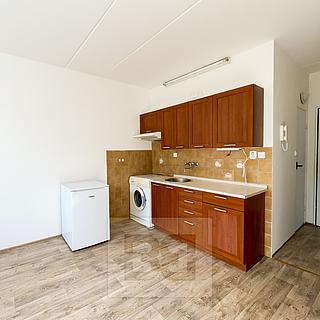 Pronájem bytu 2+kk 38 m² Karlovy Vary