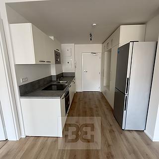 Pronájem bytu 2+kk 47 m&sup2; Praha