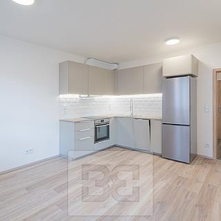 Pronájem bytu 2+kk 42 m² Praha Hlubočepy, Fabiánové