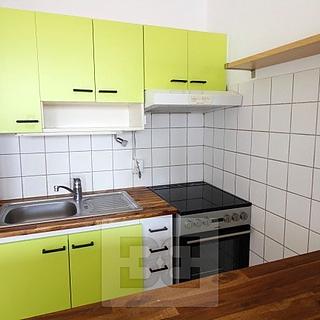 Pronájem bytu 2+kk 41 m&sup2; Praha