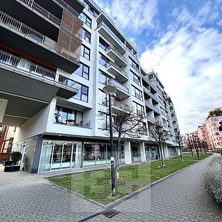 Prodej bytu 2+kk 62 m² Praha Holešovice, Jankovcova