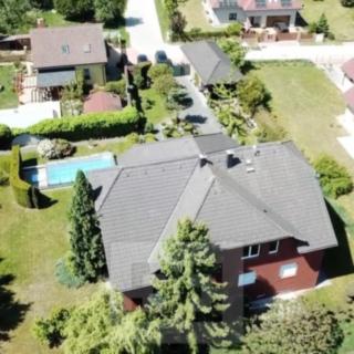 Prodej rodinného domu 600 m² Tuklaty