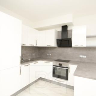 Pronájem bytu 2+kk 59 m² Praha Modřany, K Vystrkovu