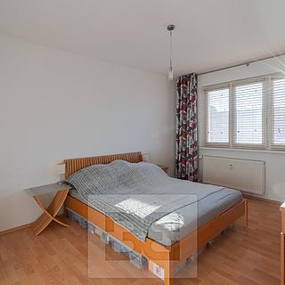 Pronájem bytu 2+1 52 m&sup2; Praha