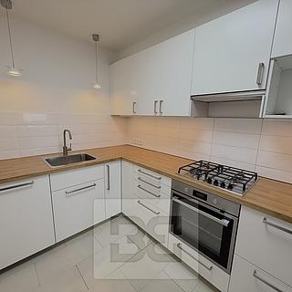 Pronájem bytu 3+kk 62 m&sup2; Praha