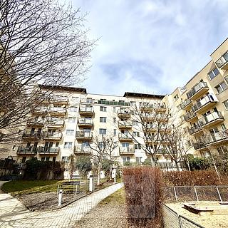 Prodej bytu 3+kk 70 m² Praha Hostivař, Bratislavská