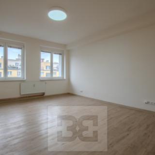 Pronájem bytu 2+1 67 m² Praha Libeň, Sokolovská