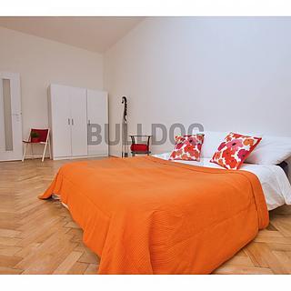 Pronájem bytu 3+kk 70 m² Praha