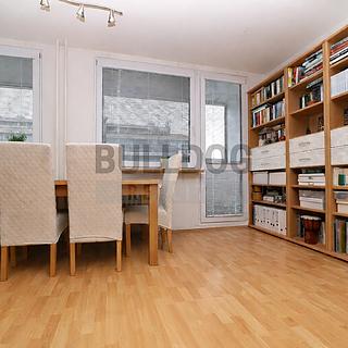Prodej bytu 3+kk 80 m² Praha Vršovice, Tádžická