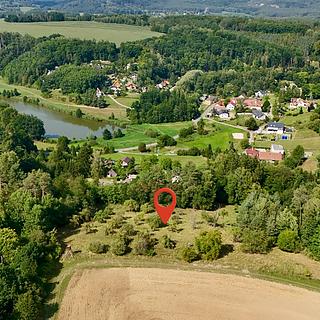 Prodej stavební parcely 10 089 m² Kněžmost Drhleny