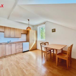 Pronájem bytu 1+kk a garsoniéry 33 m² Harrachov Nový Svět
