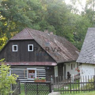 Prodej rodinného domu 140 m² Nové Mitrovice