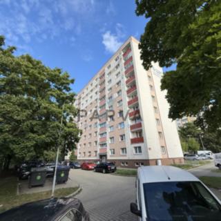 Pronájem bytu 1+kk a garsoniéry 22 m² Plzeň Východní Předměstí, náměstí Generála Píky