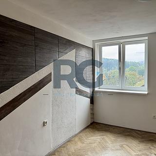 Pronájem bytu 2+1 65 m² Benešov nad Černou