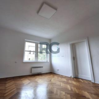 Pronájem bytu 2+1 75 m² Písek