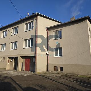 Pronájem bytu 3+1 71 m² Čížová