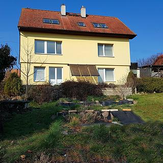 Prodej rodinného domu 258 m² Číčovice