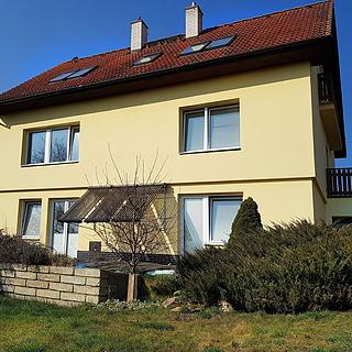 Prodej rodinného domu 258 m&sup2; Číčovice
