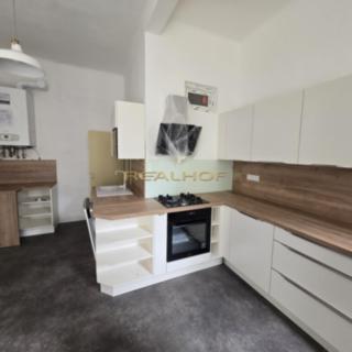 Pronájem bytu 4+1 142 m² Brno