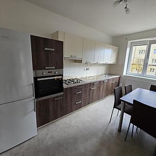 Pronájem bytu 3+1 71 m² Brno