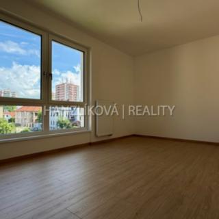 Prodej bytu 1+kk, garsoniery 24 m² České Budějovice