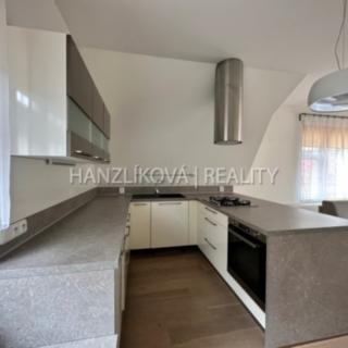 Pronájem bytu 3+kk 95 m² České Budějovice