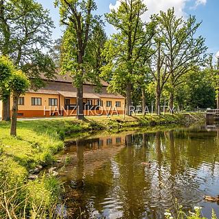 Prodej hotelu, penzionu 1253 m&sup2; Chlum u Třeboně