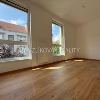 Prodej bytu 3+kk 54 m² České Budějovice 3, Hálkova