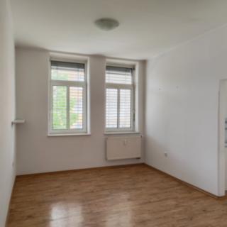 Pronájem bytu 1+1 30 m² České Budějovice