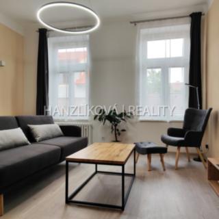 Pronájem bytu 2+1 75 m² České Budějovice 7, Komenského