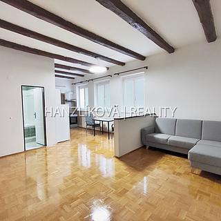 Pronájem bytu 2+kk 60 m&sup2; České Budějovice