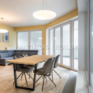Prodej bytu 3+kk 92 m² České Budějovice 2, Volejbalistů